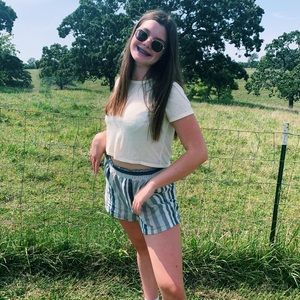 Meet your Posher, Kara